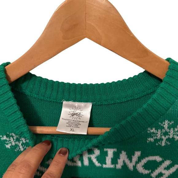 The Grinch ugly sweater men size XL - Picture 3 of 4